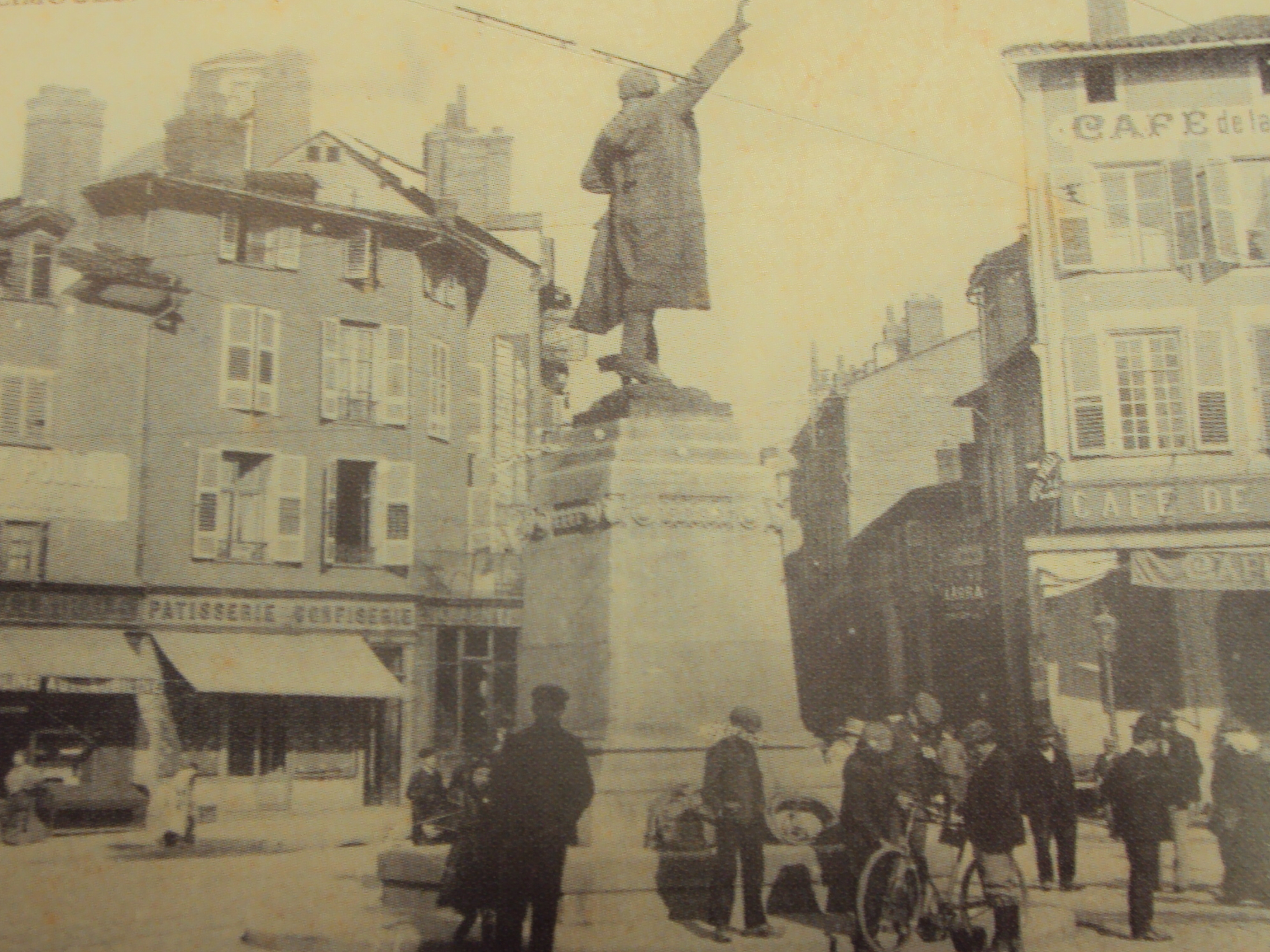 1901 : statue de Denis Dussoubs